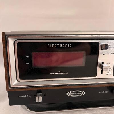 Zenith Solid State Radio and More (B1-DZ)
