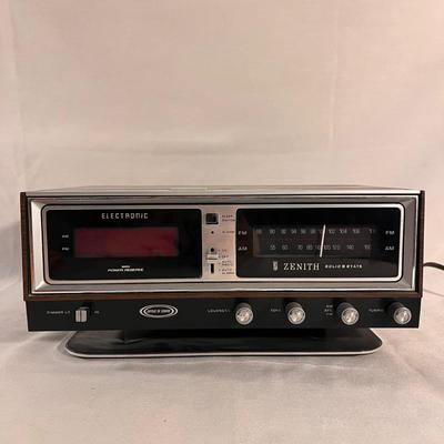 Zenith Solid State Radio and More (B1-DZ)