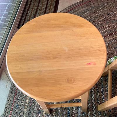 Wooden Barstools with Herb Themed Cushions (LR-DZ)