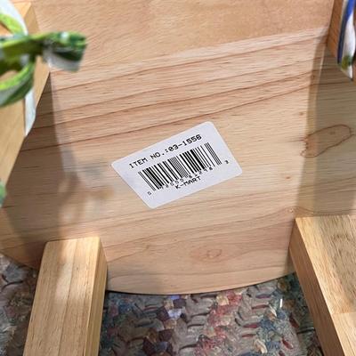 Wooden Barstools with Herb Themed Cushions (LR-DZ)