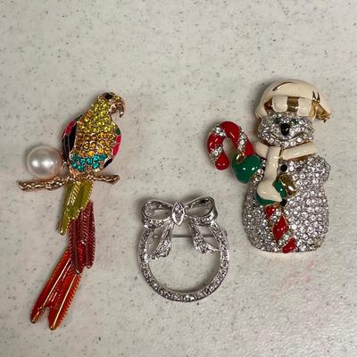 St. John’s Brooches & More, incl. Sterling (BBC-SS)