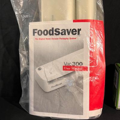 FoodSaver Vacuum Sealer and Black&Decker Electric Kitchen Appliances (K-DZ)