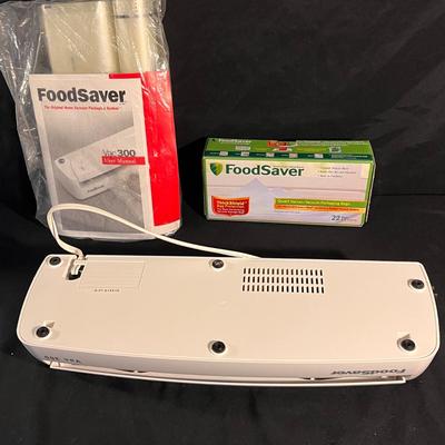 FoodSaver Vacuum Sealer and Black&Decker Electric Kitchen Appliances (K-DZ)