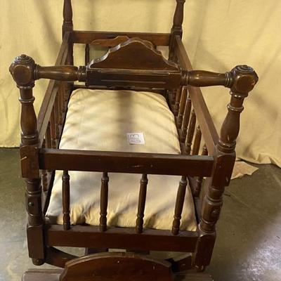 Vintage Victorian Baby Cradle