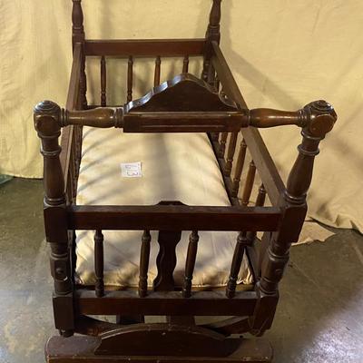Vintage Victorian Baby Cradle