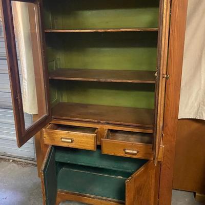 Beautiful Vintage Pie Safe