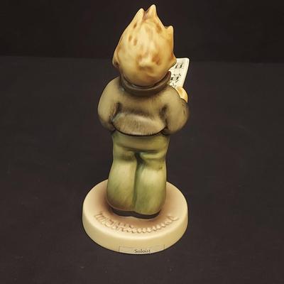 Hummel Street Singer, Soloist and More Figurines (DR-BBL)