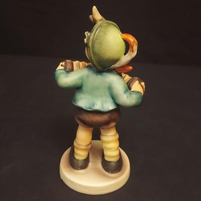 Hummel Street Singer, Soloist and More Figurines (DR-BBL)