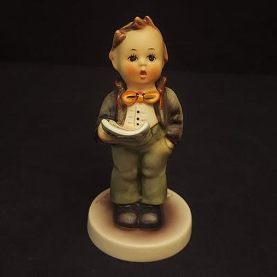 Hummel Street Singer, Soloist and More Figurines (DR-BBL)