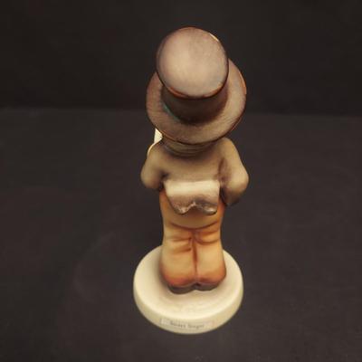 Hummel Street Singer, Soloist and More Figurines (DR-BBL)