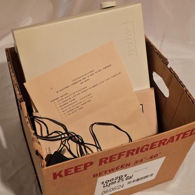 Brother EP 150 Electronic Typewriter w/ Typewriter Paper (BDB-JS)