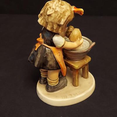 Hummel Stitch in Time Figurine and more (DR-BBL)