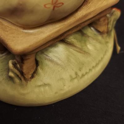 Hummel Stitch in Time Figurine and more (DR-BBL)
