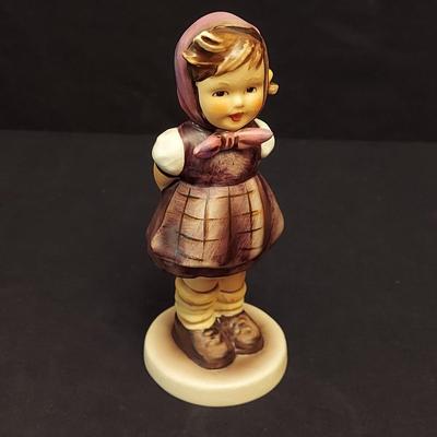 Hummel Stitch in Time Figurine and more (DR-BBL)