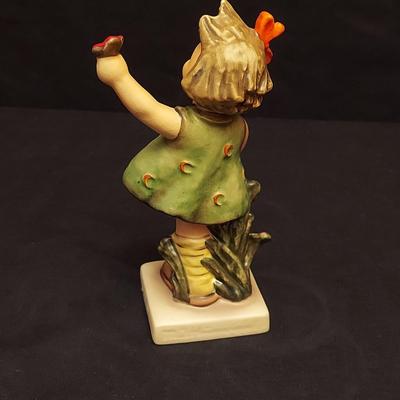 Hummel Stitch in Time Figurine and more (DR-BBL)