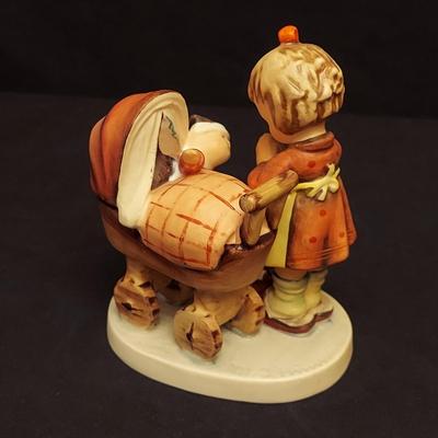 Hummel Stitch in Time Figurine and more (DR-BBL)