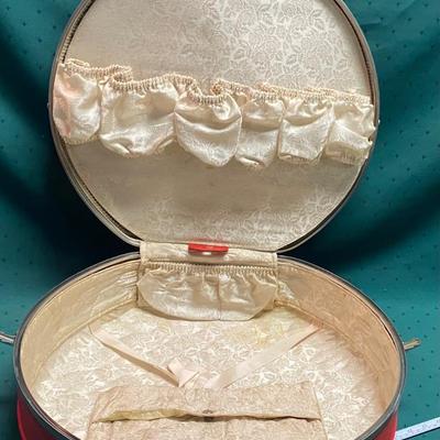 Vintage American Tourist Tiara Luggage