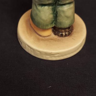 Hummel Mountaineer Figurine and more (DR-BBL)