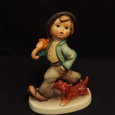 Hummel Mountaineer Figurine and more (DR-BBL)
