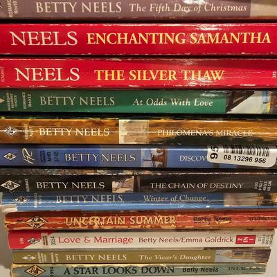 Huge Harlequin Romance Collection (BDB-JS)