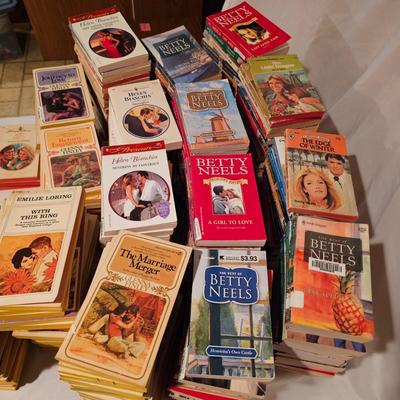 Huge Harlequin Romance Collection (BDB-JS)