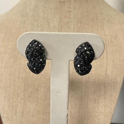 Formal Set by St John w/ Clip Earrings & More (BBC-SS)