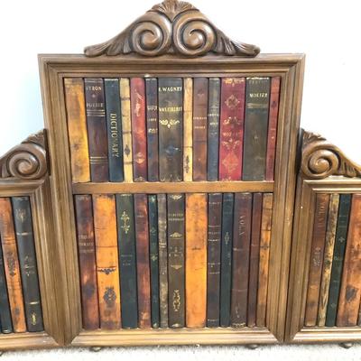 1153 Vintage Decorative Book Screen