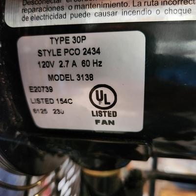 Lasko Adjustable Height Max Performance Industrial Grade oscillating Fan Model 3138