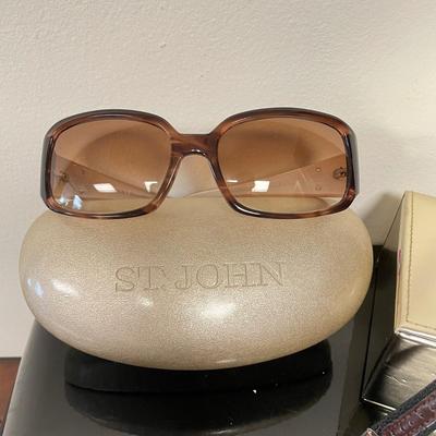 Waltham Watch, St John Sunglasses & Travel Jewelry Box (BBC-SS)