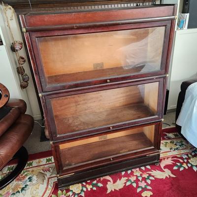 3 Section Globe-Wernieke Sectional Bookcase Barrister Pattern 112 Grade 398 1/2