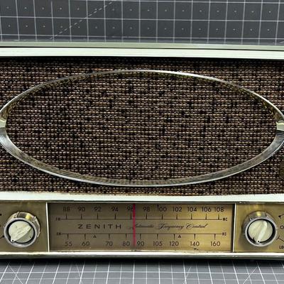 Woo O O On the RADIO, Zenith