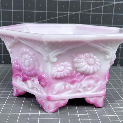Pink FENTON 6 Sided Glass Planter 