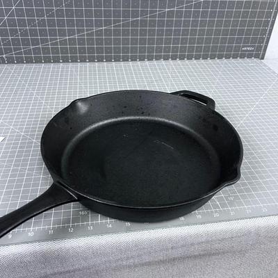 TRAMONTINA Cast Iron SKILLET