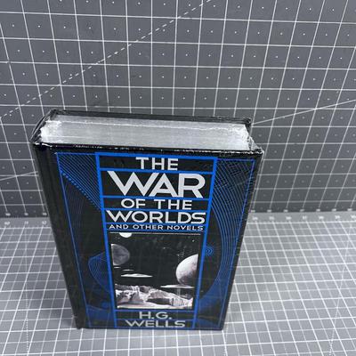 The War of The Worlds, NEW, Sealed, Leather 