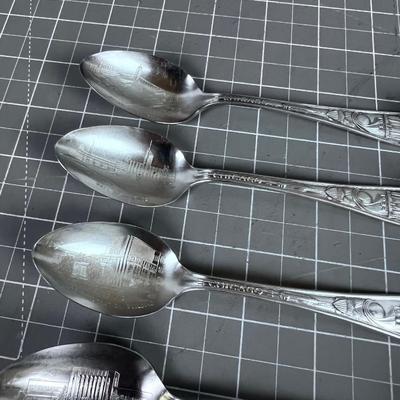 8 Spoon Set from the Worlds Fair 1933, Various Exhibits in the Spoons