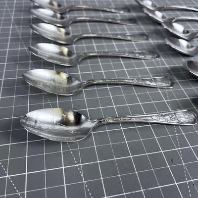 8 Spoon Set from the Worlds Fair 1933, Various Exhibits in the Spoons
