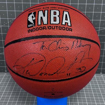 Signed Karl MALONE Basket Ball #32 Personalized