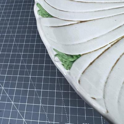 METLOX -  Daisy Embossed Cake Plate WOW!! 
