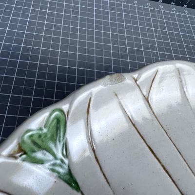 METLOX -  Daisy Embossed Cake Plate WOW!! 