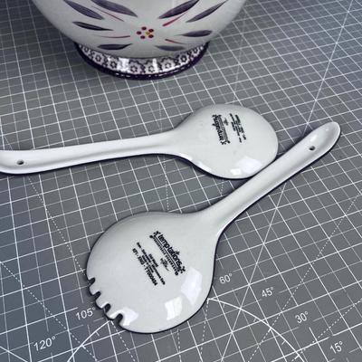 TEMPTATIONS- Bowl and Utensils Plus an extra Lid