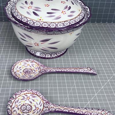 TEMPTATIONS- Bowl and Utensils Plus an extra Lid