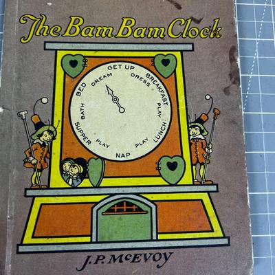 Babies Playmates and the Baby's Clock BOOKS 