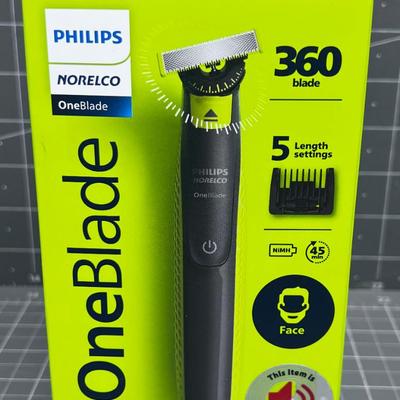 NORELCO One Blade. NEW in the BOX
