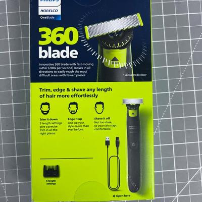 NORELCO One Blade. NEW in the BOX