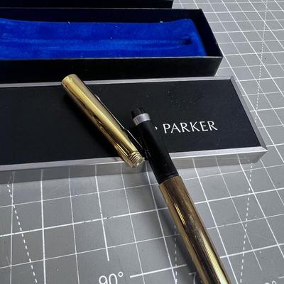 3 Parker Pens in the Box