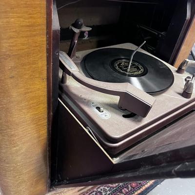 PHILCO Radio with Record Player 