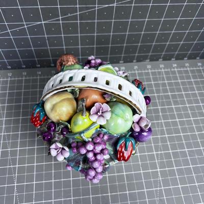 Porcelain Lucru Manual Hand Painted Porcelain Fruit Basket 