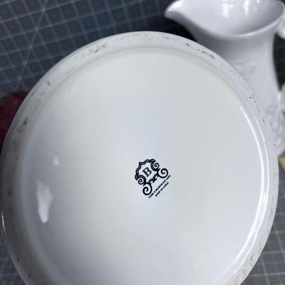 Honeycomb Water Pitcher Pair
