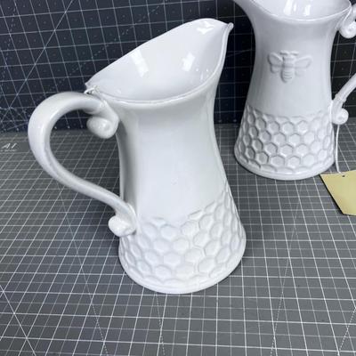 Honeycomb Water Pitcher Pair