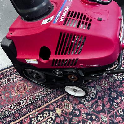 HONDA HS520 Snow Blower 